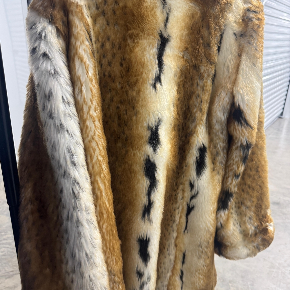 Pamela McCoy Faux Lynx Bobcat Fur Coat, Elegant Faux Fur Coat Vegan Sz Large - Picture 12 of 17